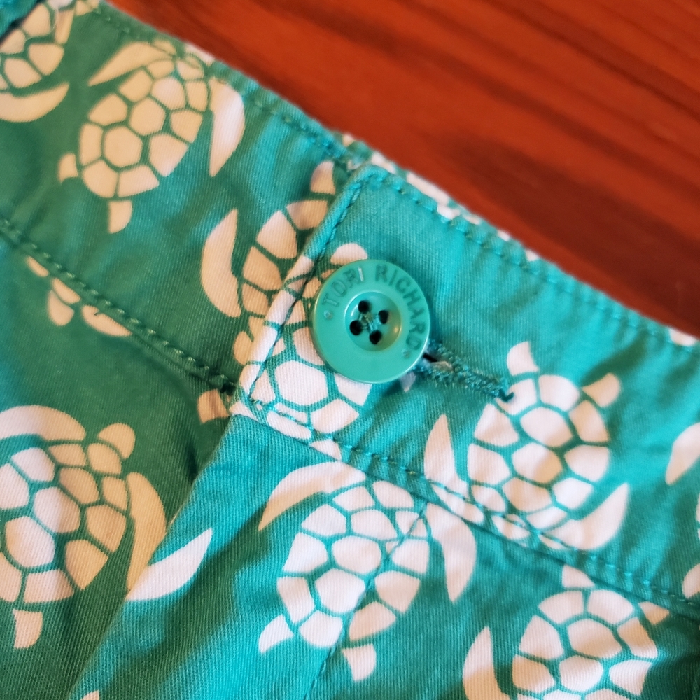 Tori Richard Honolulu honu turtle delight Sadie shorts 4 - Picture 3 of 8